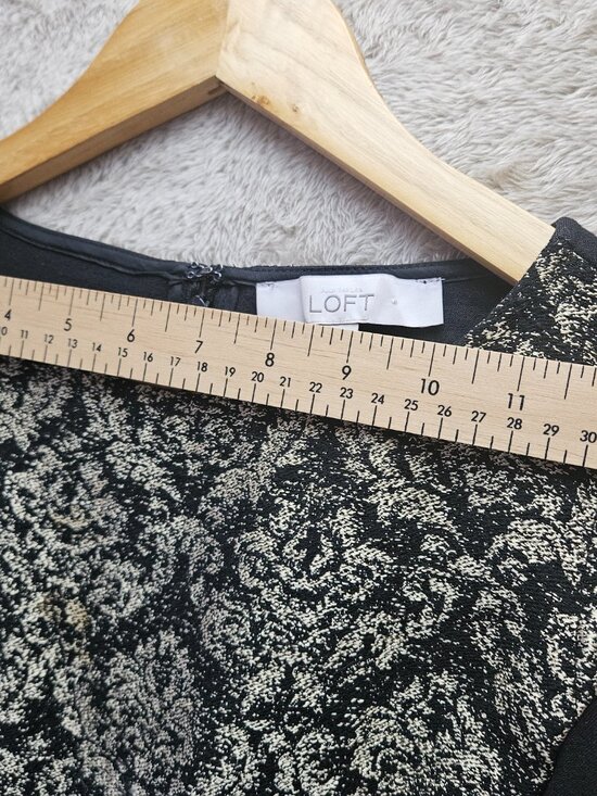 LOFT Sleeveless Sheath Dress Black Gold Damask Jacquard Pattern Women's Size 4 - Picture 4 of 7